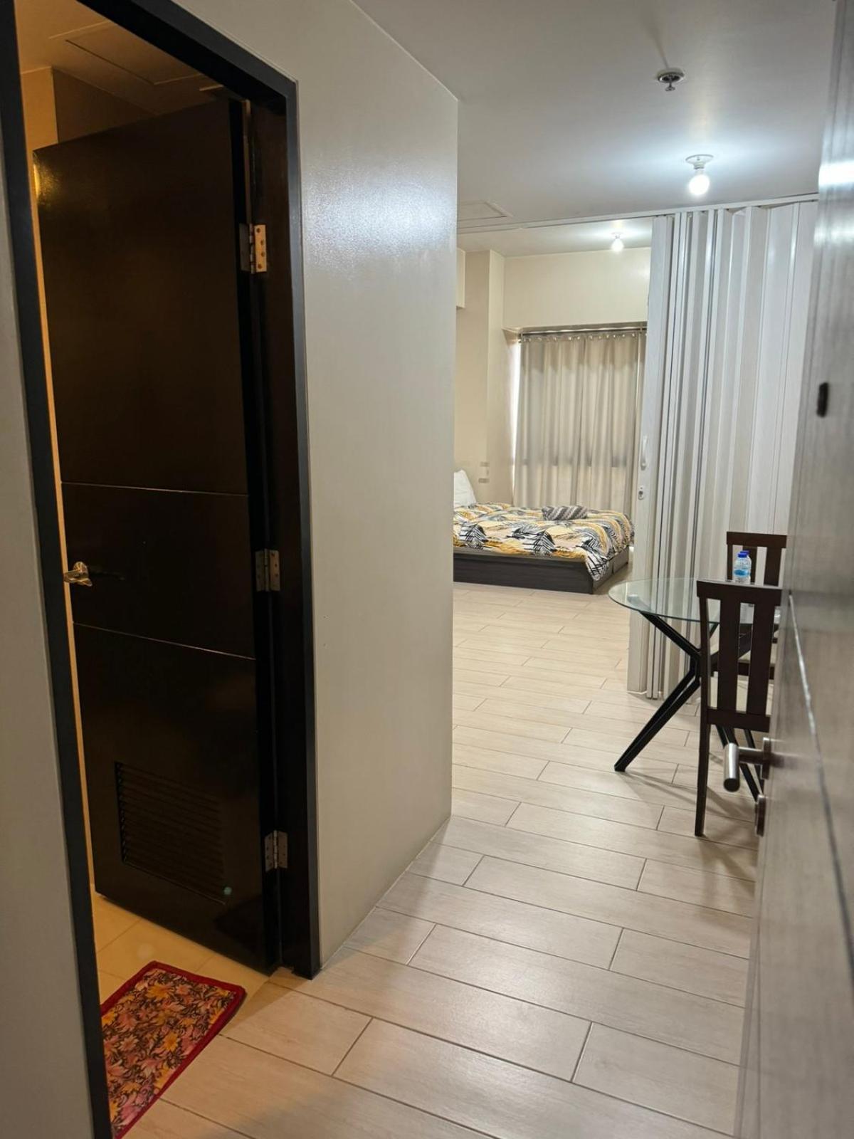 Henry'S Newport Condotel 帕赛 外观 照片